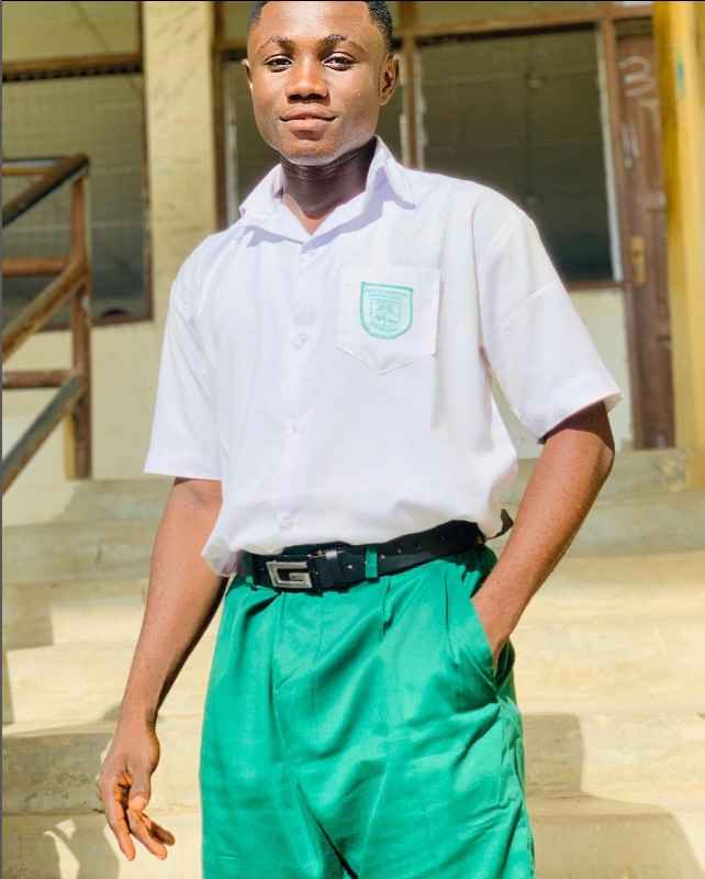 ngleshie amanfro school uniform
